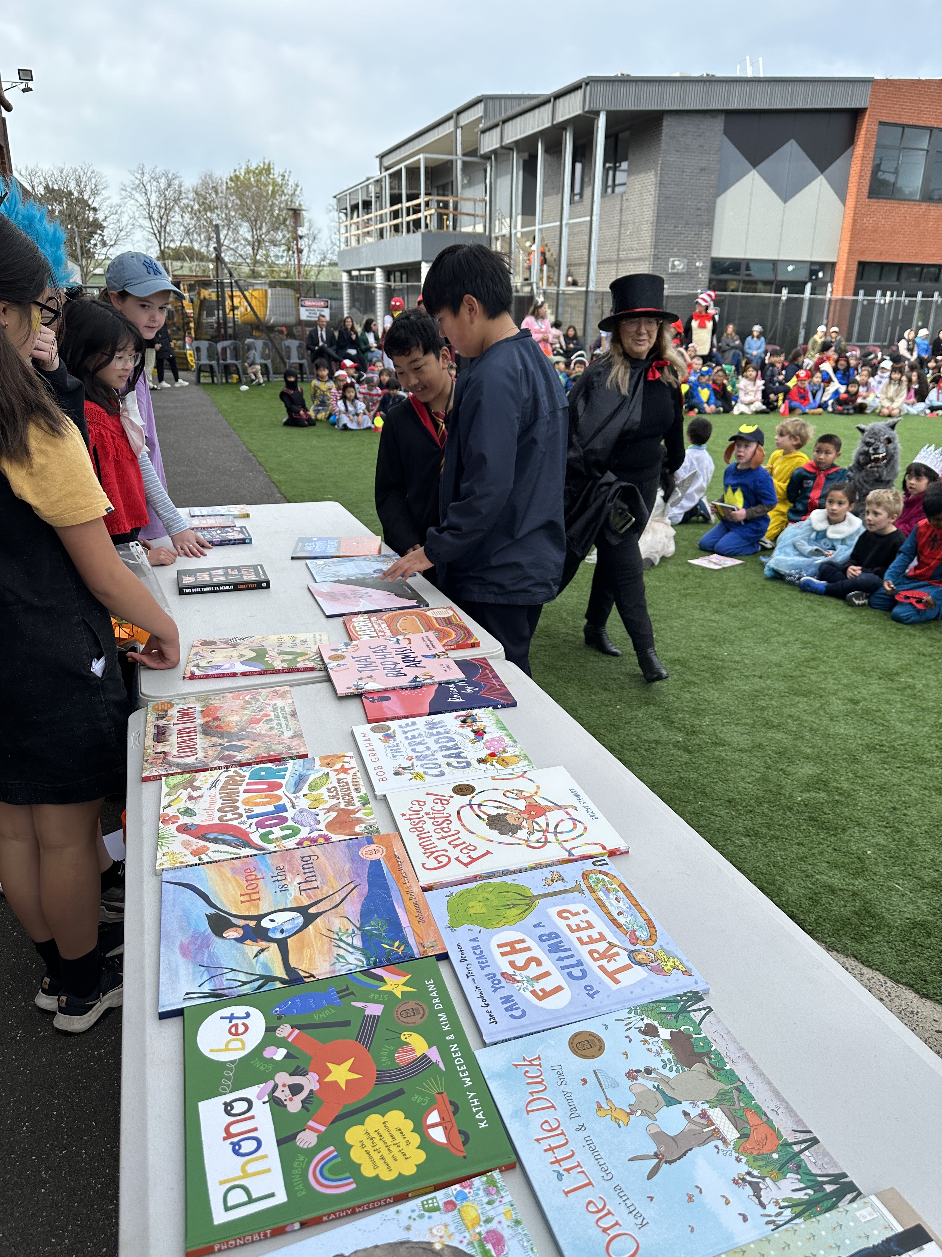 /uploaded_files/media/gallery/17247148062024 book week (96).JPG